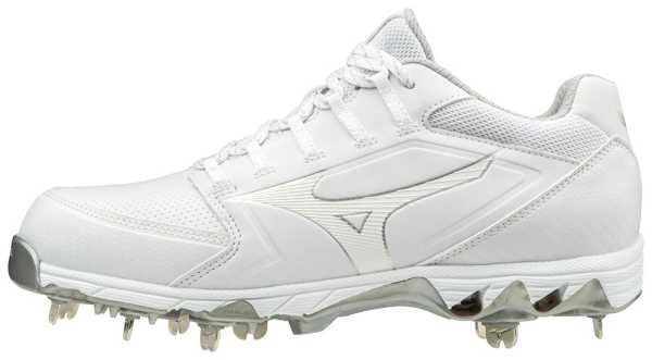 Mizuno 9-Spike Swift 6 Low Women's Metal Cleats (White)